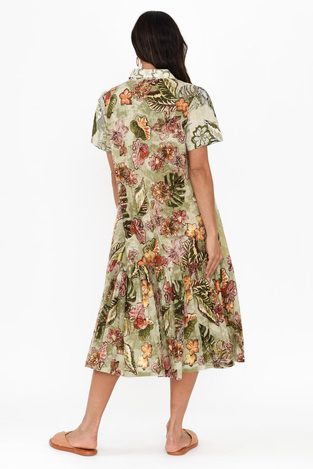 alt text|model:Cara image 6