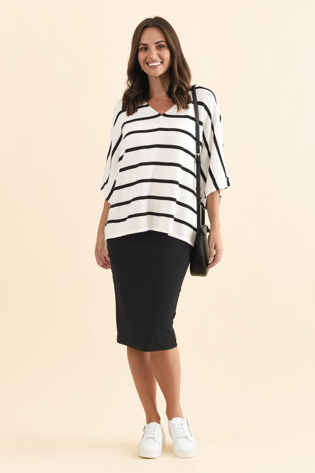 Whitney Black Bamboo Tube Skirt,Brunette model,alt text|model:MJ image 4