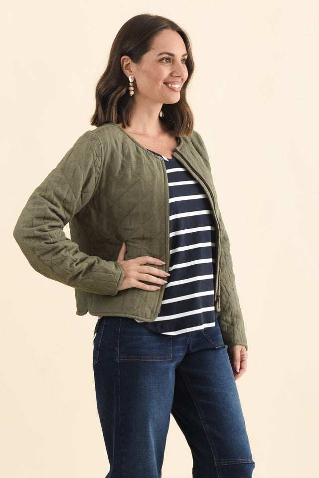 Whittaker Sage Quilted Linen Blend Jacket,Brunette model,alt text|model:MJ image 4