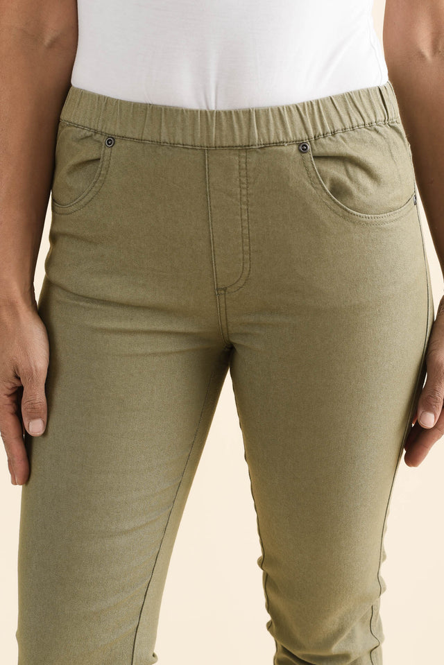 Winslet Khaki 7/8 Pants,brunette model,Close up of outfit,alt text|model:Cara image 5