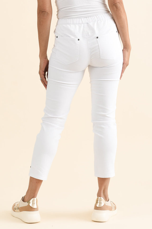 Winslet White 7/8 Pants,brunette model,Back of Outfit,alt text|model:Cara image 5