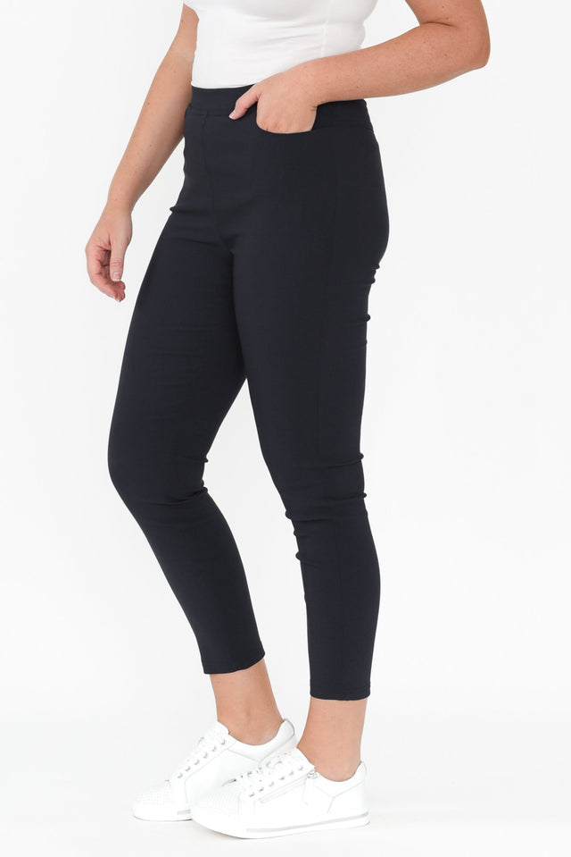 alt text|model:Brookel image 5