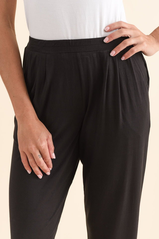 Zaro Black Wide Leg Pants,Detail,Brunette model,alt text|model:Brontie image 5