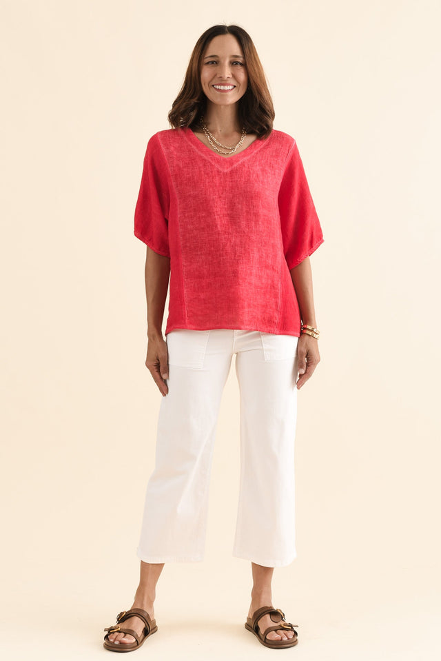 Ziola Red Linen Cotton Top,Full Body,Brunette model,alt text|model:Cara image 6