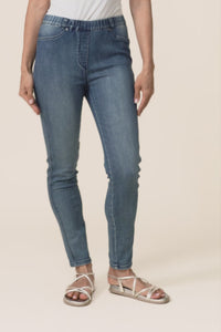 Courtney Dark Denim Stretch Jeans,video