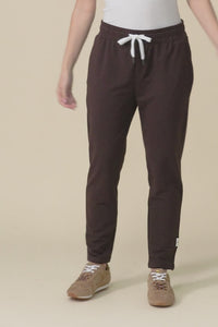 Lobby Chocolate Cotton Relaxed Sweatpants,Video