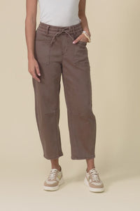 BB Barrel Chocolate Jeans,Video