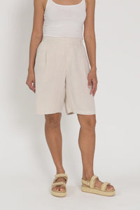 Minette Beige Pocket Shorts,Video