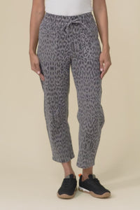 BB Barrel Grey Leopard Jeans,Video