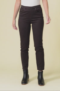 Zadie Chocolate Stretch Jeans,Brunette model,alt text|model:Pilita