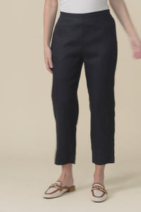Paolo Black Linen 7/8 Pants,Video