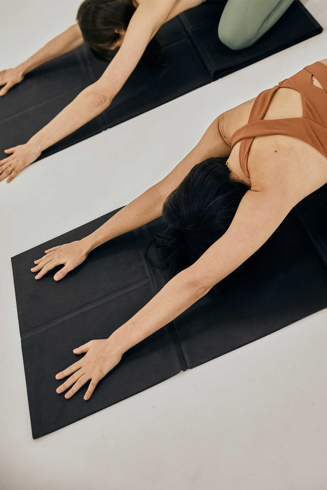 Black Movement Travel Yoga Mat